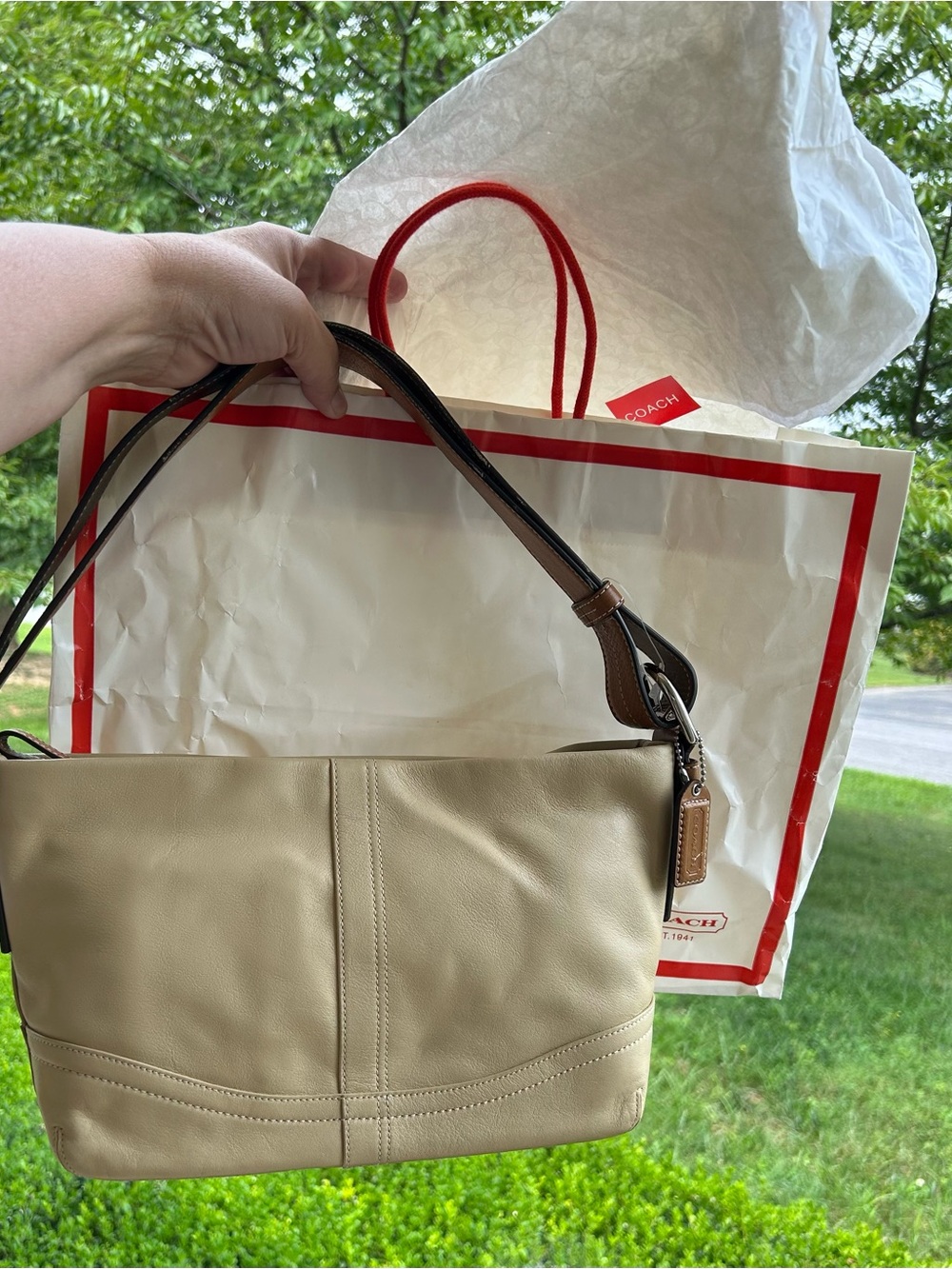 NWT 2007 Vintage Coach SoHo Hamilton  Hobo Cream and Brown Purse